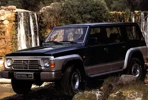 Nissan Patrol Y60 LWB 1988-1997